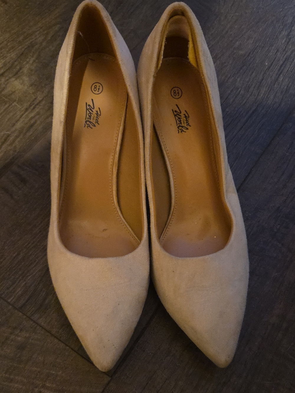 Pointed-Toe Women's Heels in Beige Suede